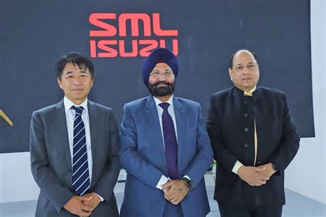 Who is the owner of SML Isuzu .